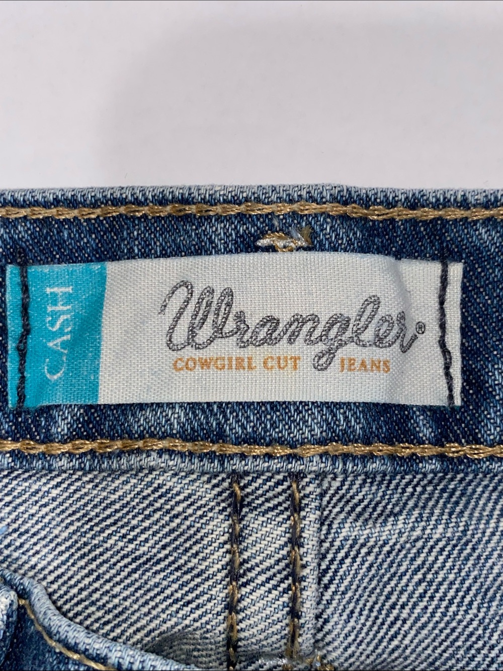 Wrangler Cash Cowgirl Cut Classic Straight Leg Medium Blue Jeans 7/8 x 30 - Picture 13 of 16